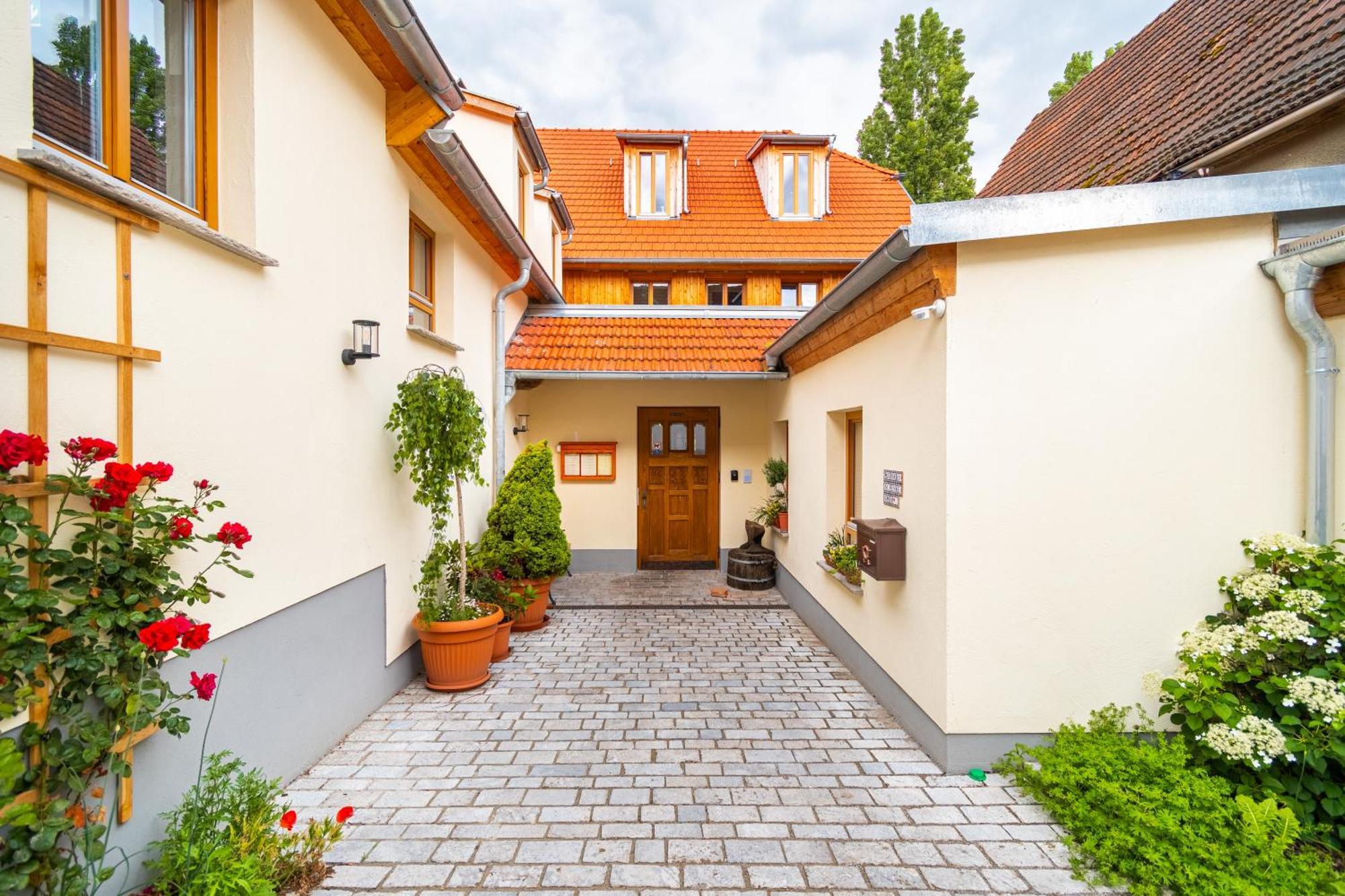 Boutique-Hotel Maroggo Margetshöchheim Exterior foto